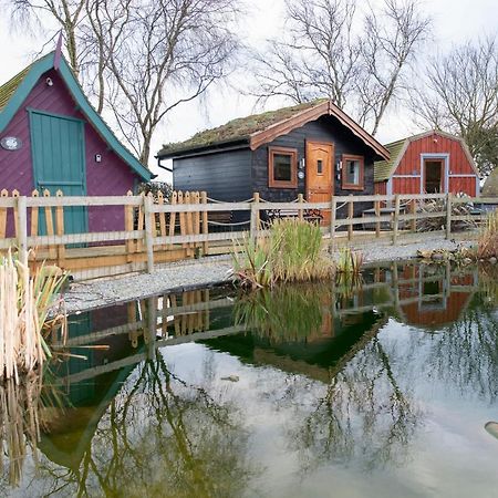 DriffieldSeaways Glamping, Redwoodアパートメント エクステリア 写真